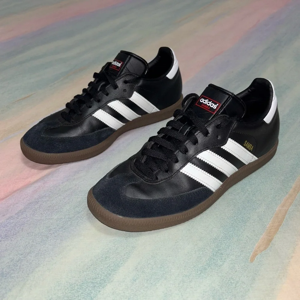 Adidas Samba Sneakers Black White shoes men’s 7 / women’s 8